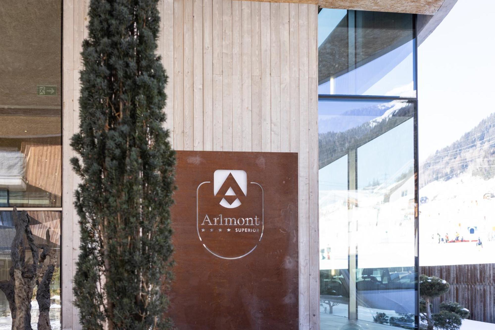 סן אנטון Hotel Arlmont 4 Stern Superior מראה חיצוני תמונה